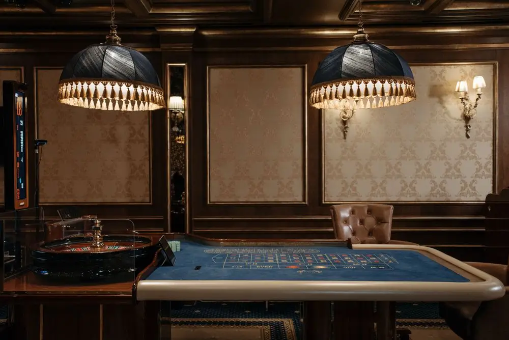 Delvarisregalhouse Casino Floor and Gaming Hall